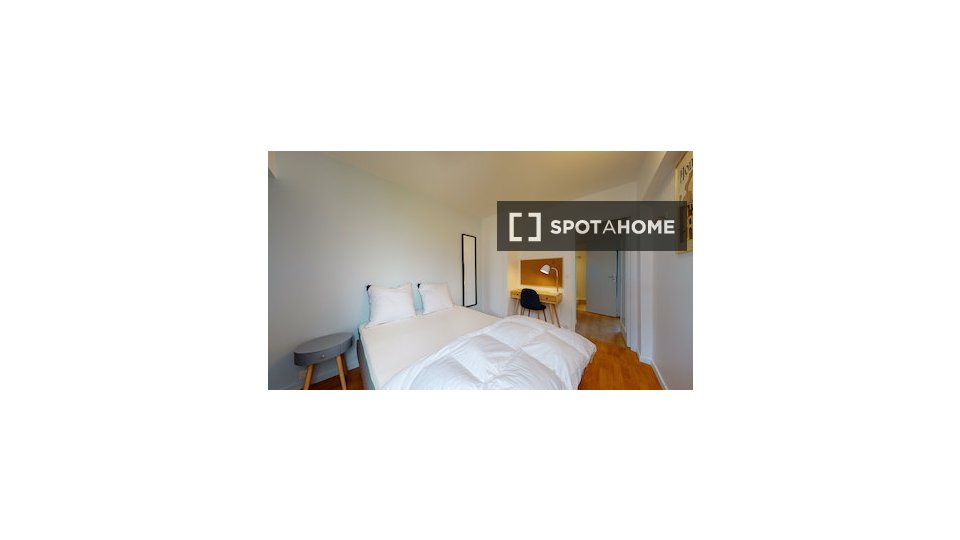 Double room Paris, 12 beds — photo 6
