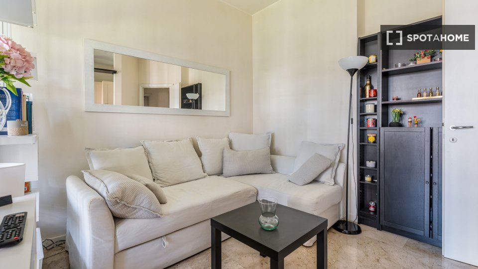Apartment Milan, 1 bed, 40m² — photo 1