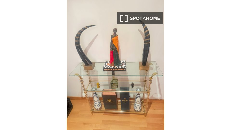 Double room Barcelona, 1 bed, 65m² — photo 14