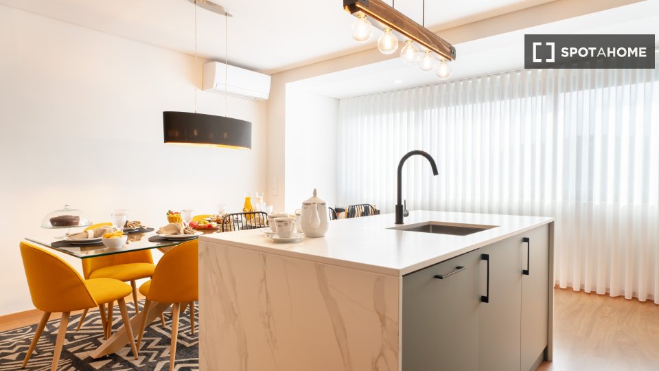 Apartment Porto, 2 beds, 35m² — photo 18