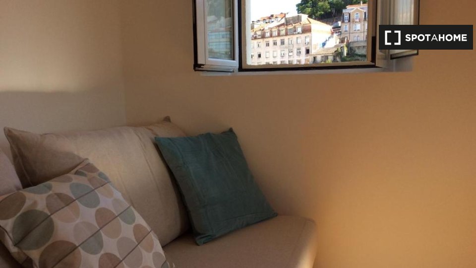 Apartment Lisbon, 1 bed — photo 7