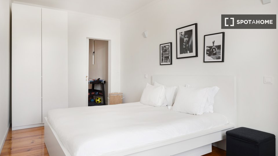 Apartment Lisbon, 3 beds — photo 7