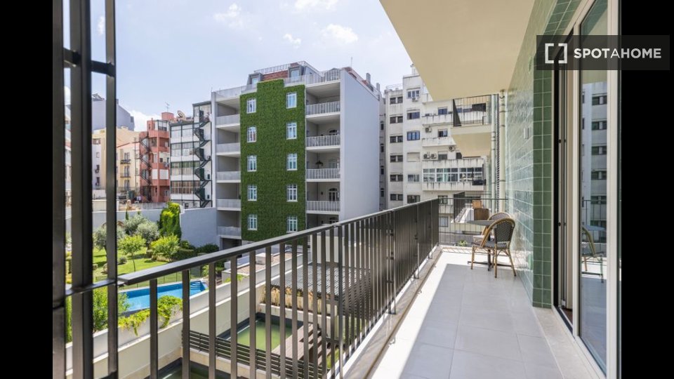 Apartment Lisbon, 1 bed — photo 17