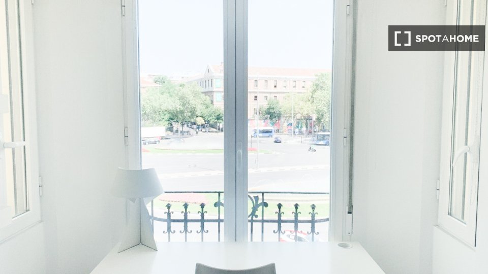 Double room Madrid, 4 beds, 60m² — photo 5