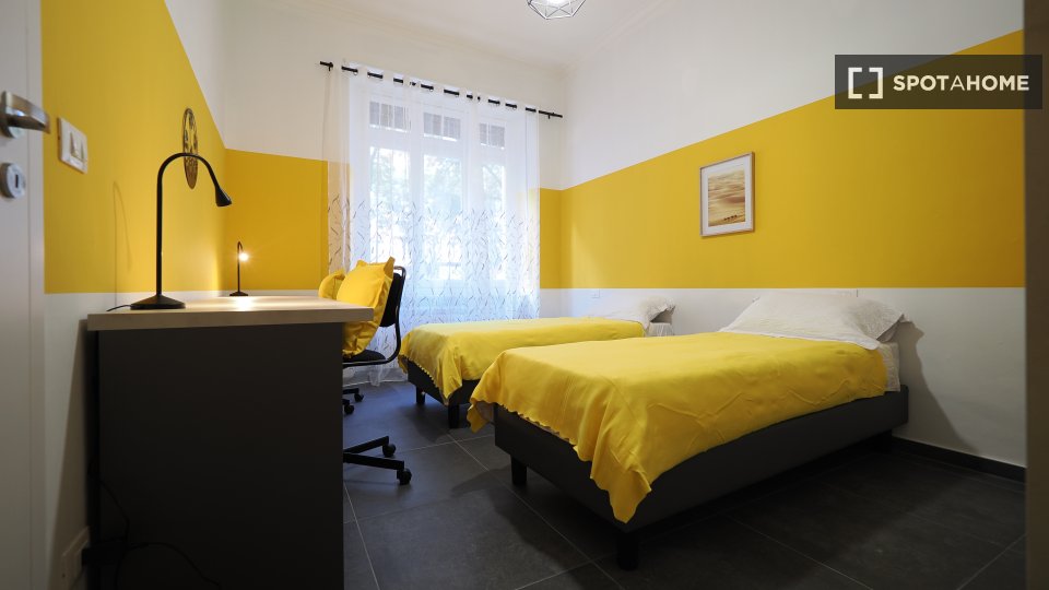 Double room Turin, 2 beds — photo 4