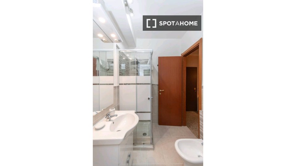 Apartment Rome, 3 beds, 85m² — photo 10