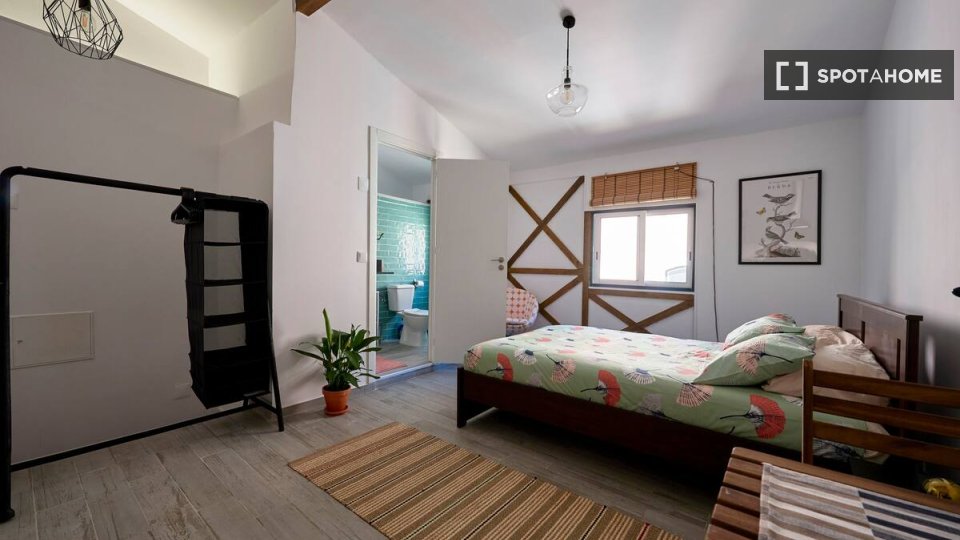 Apartment mono Lisbon — photo 14