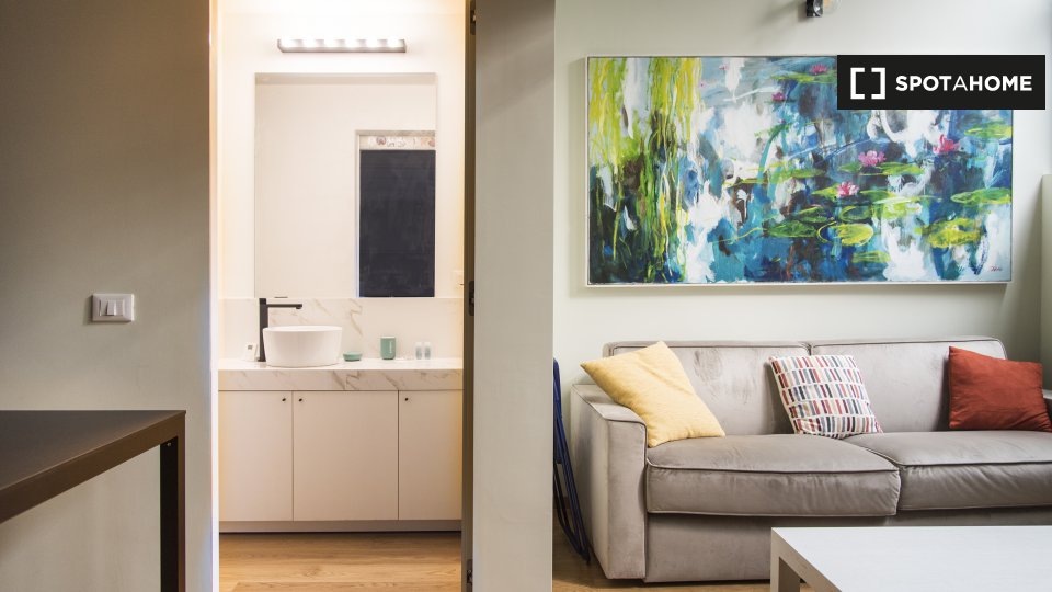 Apartment Milan, 1 bed, 49m² — photo 11