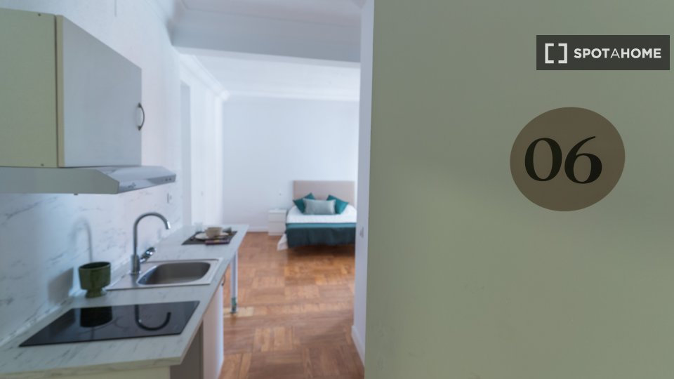 Double room Madrid, 10 beds, 380m² — photo 6