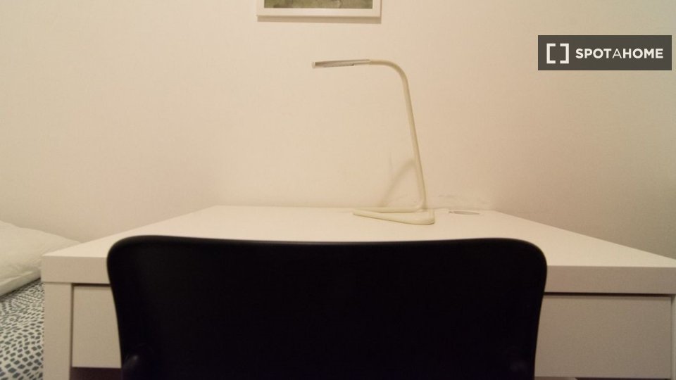 Double room Porto, 5 beds, 110m² — photo 14