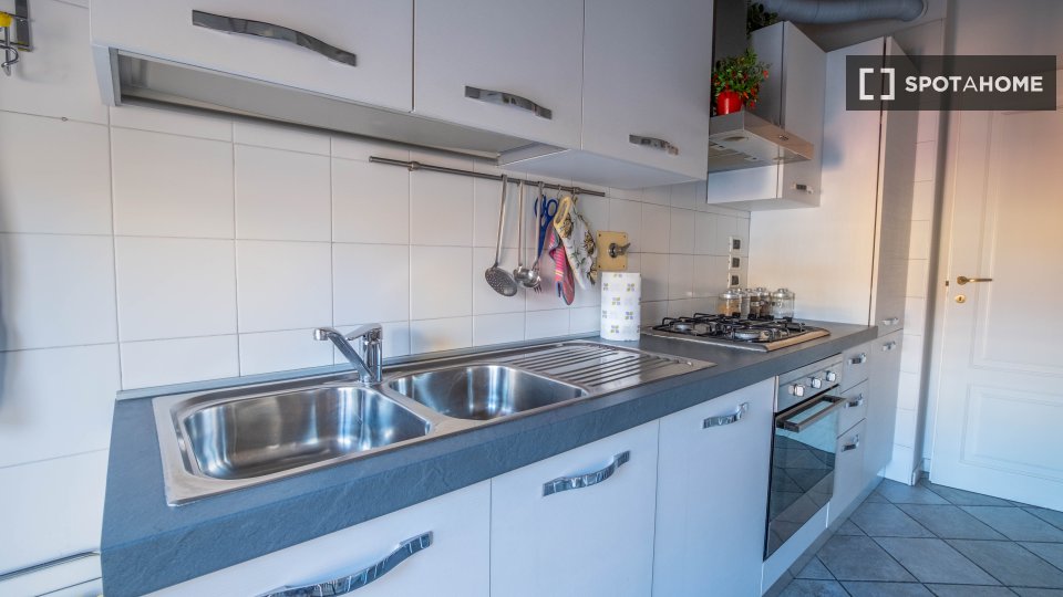 Apartment Bologna, 2 beds, 88m² — photo 3