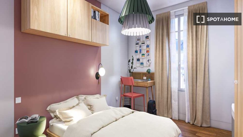Double room Paris, 16 beds, 140m² — photo 2