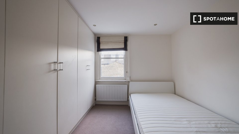 Double room London, 6 beds — photo 18