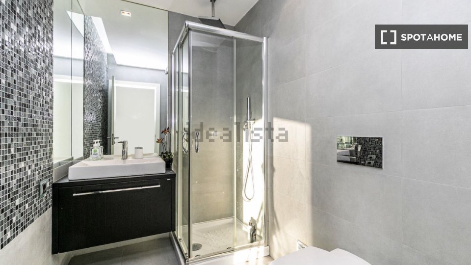 Apartment Lisbon, 2 beds, 120m² — photo 7
