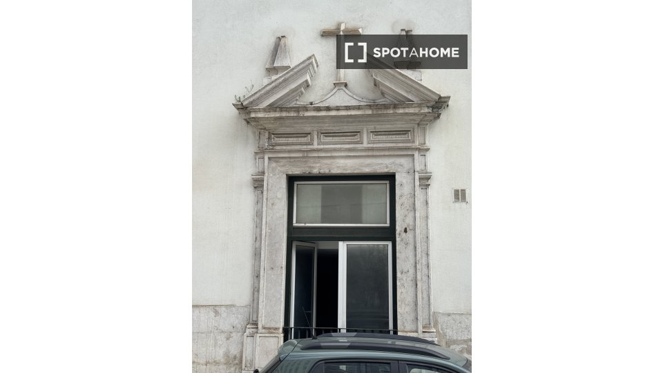 Apartment Lisbon, 1 bed — photo 9