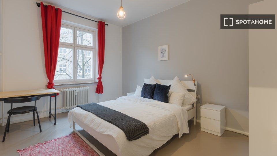 Double room Berlin, 9 beds, 50m² — photo 10