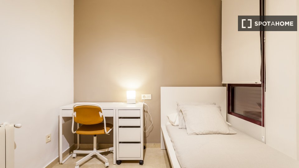 Apartment Valencia, 3 beds, 126m² — photo 5