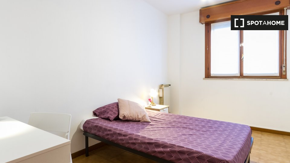 Double room Milan, 3 beds, 75m² — photo 2