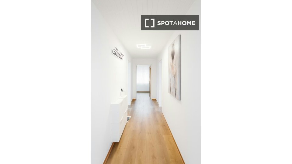 Apartment Munich, 5 beds — photo 19