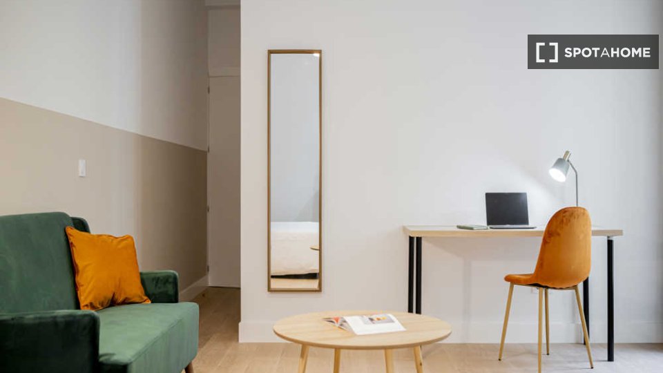 Habitación doble Madrid, 16 habitaciones — foto 30