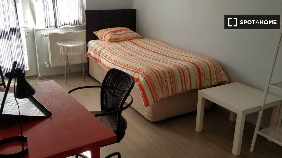 Double room Istanbul, 4 beds — photo 6