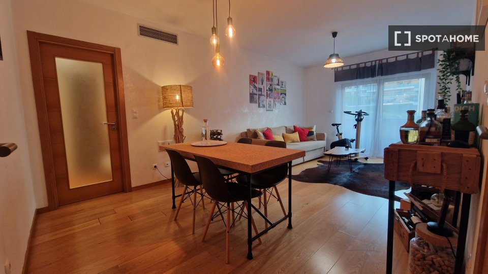 Apartment Lisbon, 1 bed, 75m² — photo 6