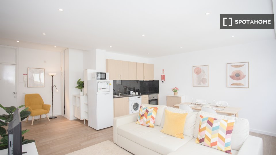 Apartment Porto, 1 bed, 55m² — photo 2