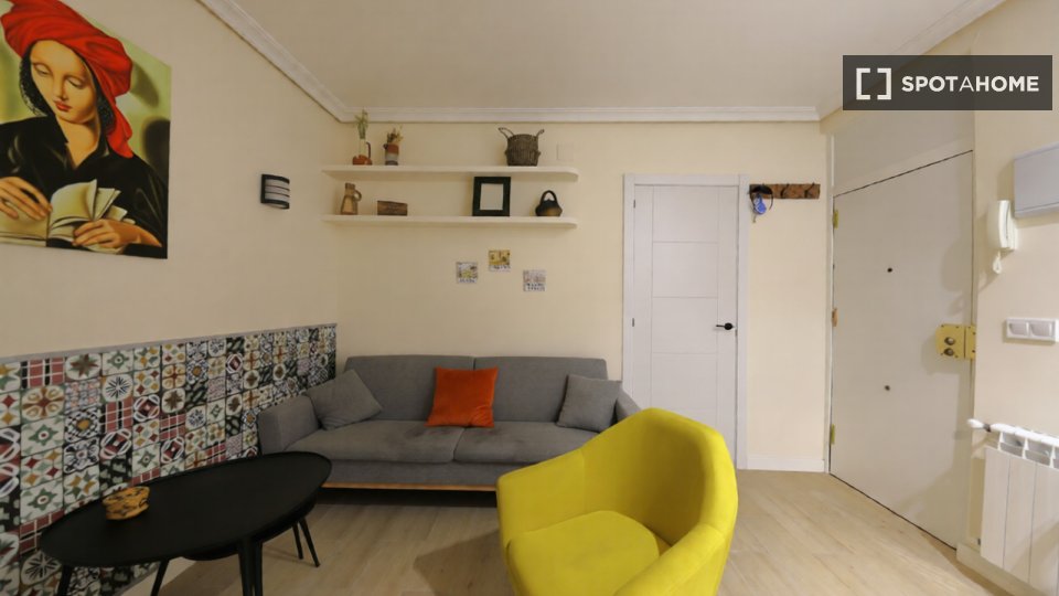 Apartment mono Madrid, 28m² — photo 1