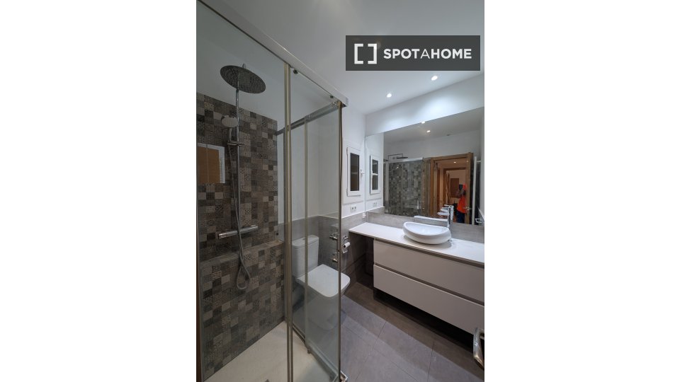 Camera doppia Barcellona, 4 camere, 84m² — foto 14