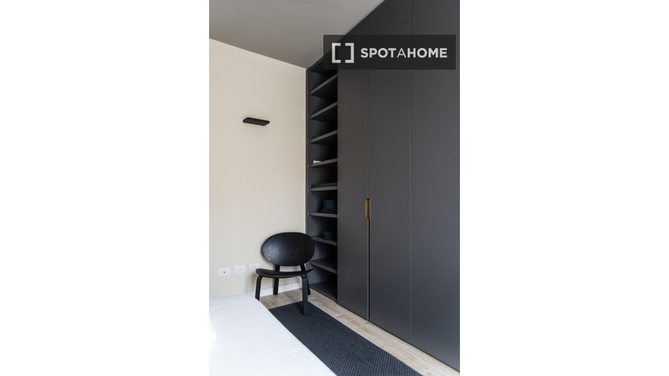 Apartment Milan, 1 bed, 49m² — photo 19