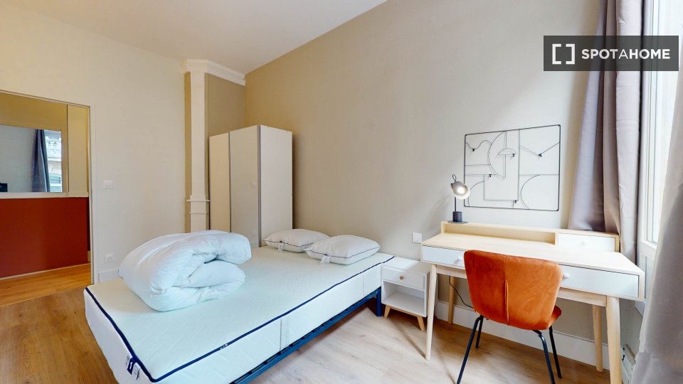 Double room Montpellier, 18 beds — photo 23