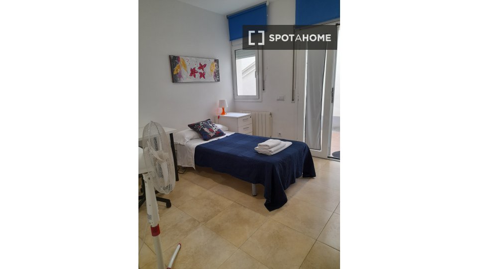 Double room Barcelona, 6 beds, 333m² — photo 35
