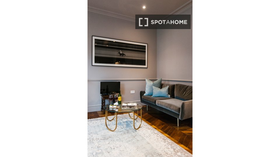 Apartment London, 1 bed — photo 16