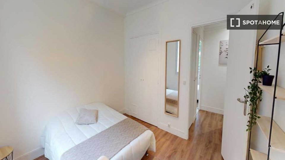Double room Paris, 4 beds, 70m² — photo 15