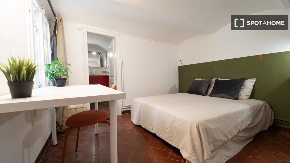 Double room Barcelona, 8 beds, 190m² — photo 17