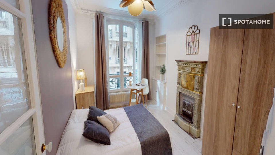 Double room Paris, 4 beds, 60m² — photo 8