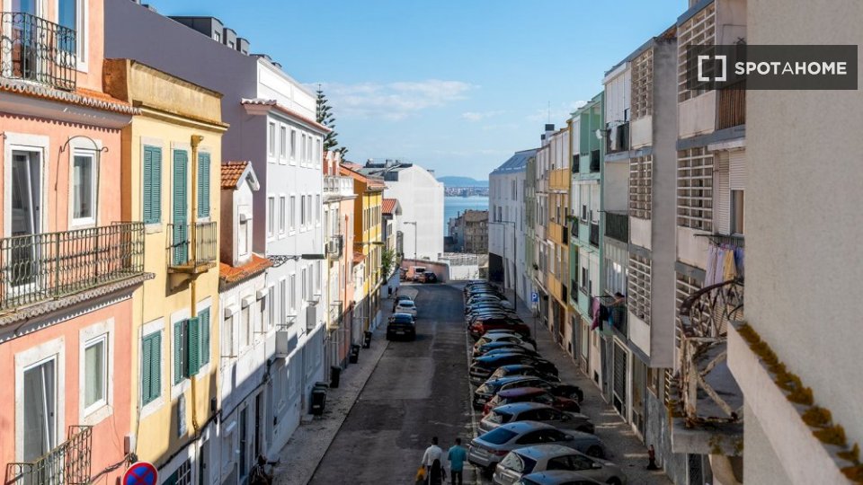 Double room Lisbon, 8 beds — photo 4