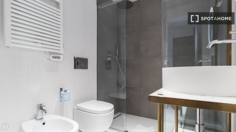 Apartment Milan, 1 bed, 43m² — photo 19