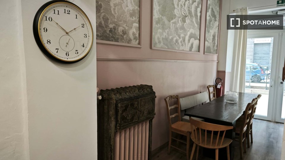 Double room Turin, 1 bed — photo 7