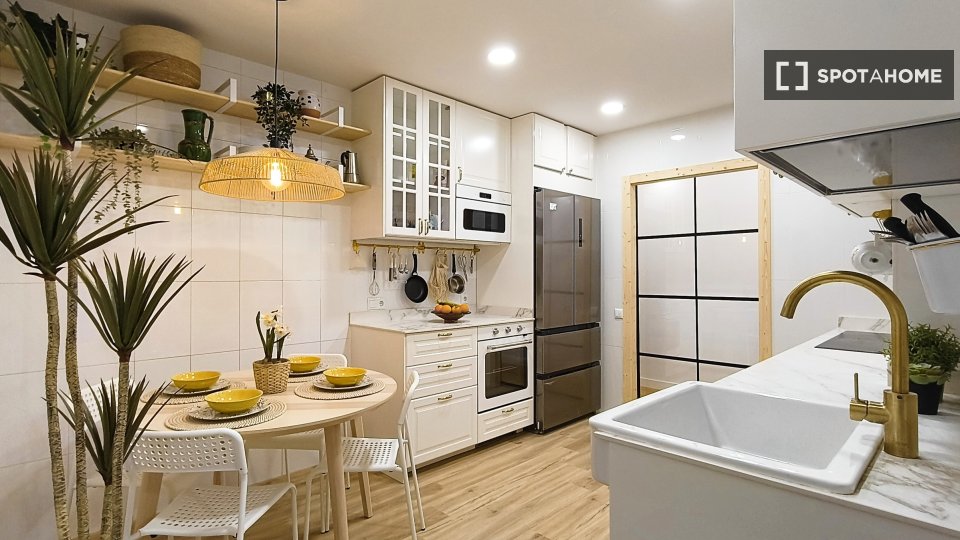 Piso de 5 habitaciones en Milagrosa-Arrosadia, Pamplona