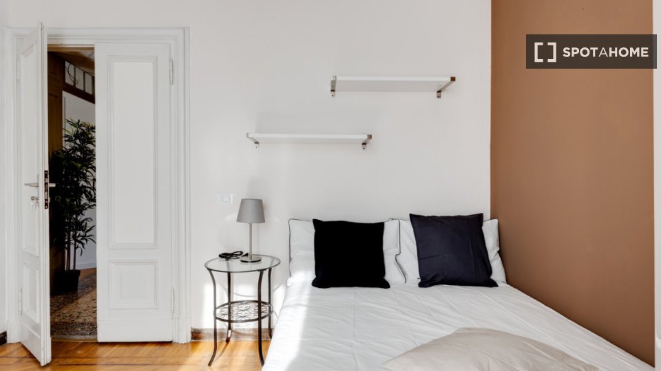 Double room Milan, 14 beds, 369m² — photo 6