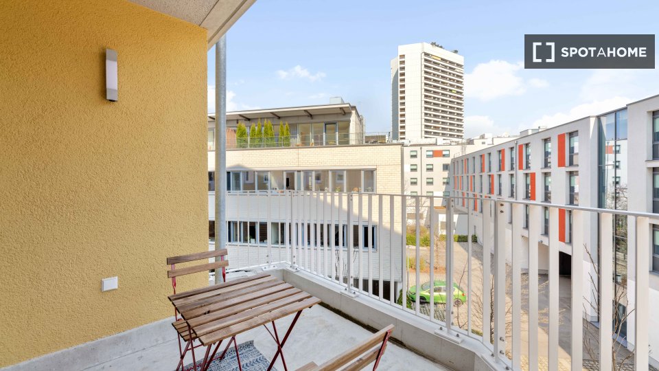 Double room Munich, 4 beds, 104m² — photo 19