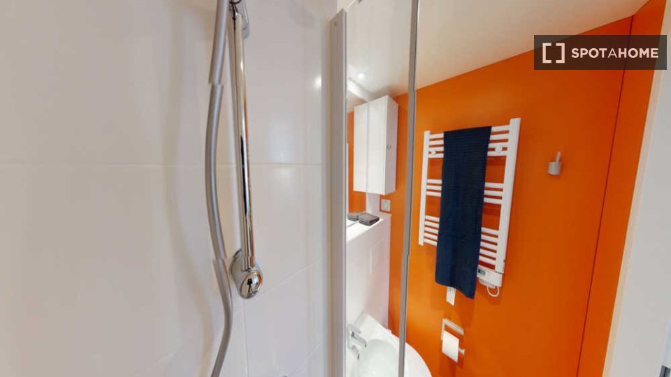 Double room Toulouse, 5 beds, 120m² — photo 2
