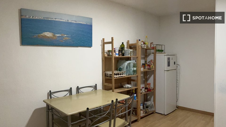 Double room Barcelona, 4 beds — photo 28
