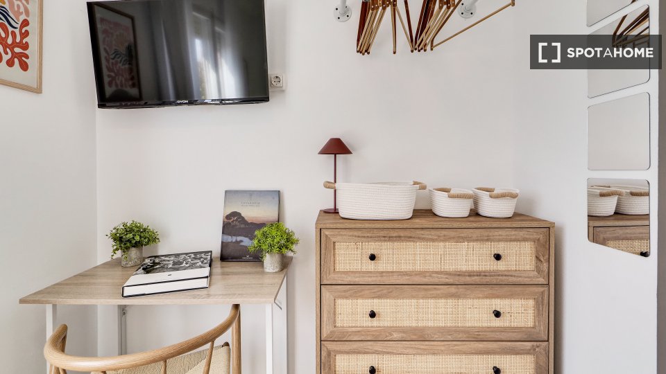 Double room Barcelona, 8 beds, 220m² — photo 104