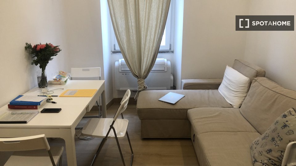 Apartment Rome, 1 bed, 35m² — photo 3