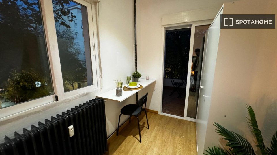 Double room Madrid, 5 beds — photo 18