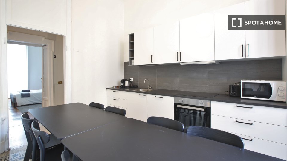 Double room Milan, 8 beds, 190m² — photo 8