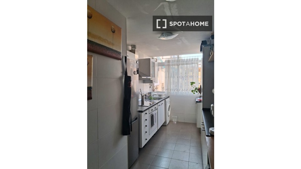 Double room Malaga, 3 beds — photo 6