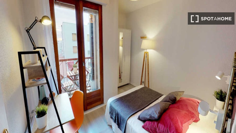 Double room Toulouse, 3 beds, 70m² — photo 15